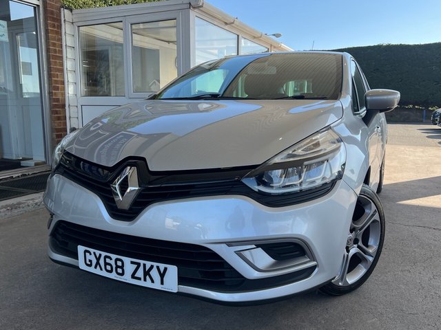 2018 RENAULT CLIO