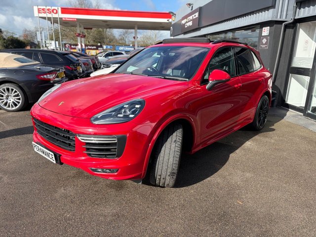 2016 PORSCHE CAYENNE - Photo 12