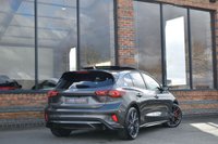 USED 2023 23 FORD FOCUS 2.3T EcoBoost ST Hatchback 5dr Petrol Manual Euro 6 (s/s) (280 ps) PAN ROOF / PERFORMANCE PACK