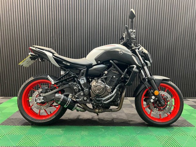View our YAMAHA MT-07