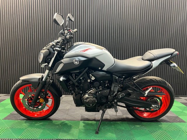 View our YAMAHA MT-07