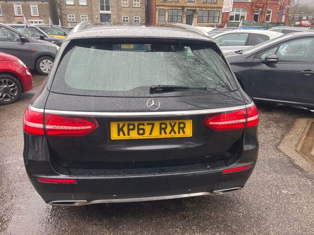 2017 Mercedes-Benz E-CLASS - Photo 4