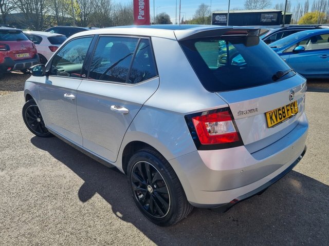 2018 SKODA FABIA - Photo 7