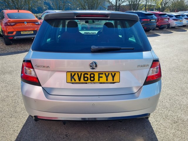 2018 SKODA FABIA - Photo 8