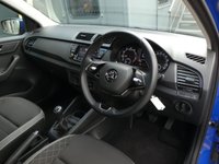 USED 2020 70 SKODA FABIA 1.0 SE 5d 60 S/S GOOD SERVICE HISTORY, 1 OWNER FROM NEW, SMARTLINK FOR APPLE CARPLAY ANDROID AUTO & MIRROR LINK (GIVES YOU SAT NAV), REAR PARKING SENSORS WITH DISPLAY, DAB RADIO, BLUETOOTH PHONE & MUSIC, SPEED LIMITER, USB INPUT, MANUAL GEARBOX, DAYTIME RUNNING LIGHTS, FRONT FOG LIGHTS, 15 INCH ALLOY WHEELS, LEATHER MULTIFUNCTION STEERING WHEEL, AIR CONDITIONING, MFD TRIP COMPUTER WITH DIGITAL SPEEDOMETER, SD CARD READER, FRONT ASSIST, ELECTRIC HEATED MIRRORS, ELECTRIC WINDOWS, ISO FIX