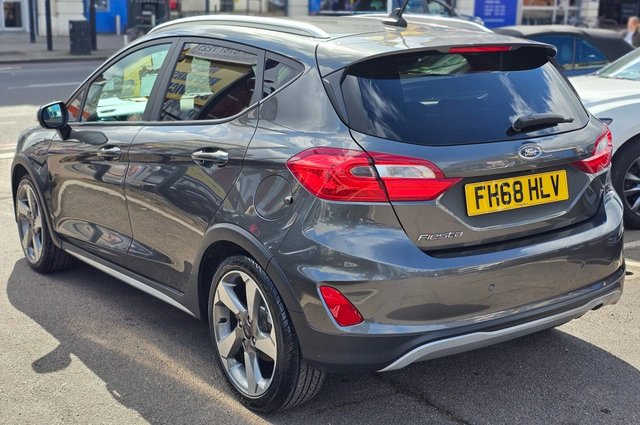 2018 FORD FIESTA - Photo 7