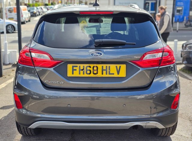 2018 FORD FIESTA - Photo 8