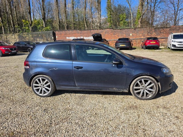 View our VOLKSWAGEN GOLF