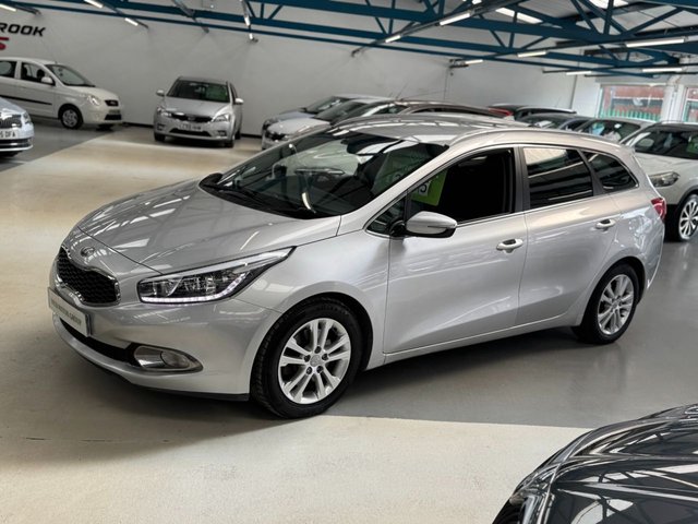 KIA CEED 1.6 CRDi EcoDynamics 3 Sportswagon 5dr Diesel Manual Euro 5 (s/s) (126 bhp) - Photo 9