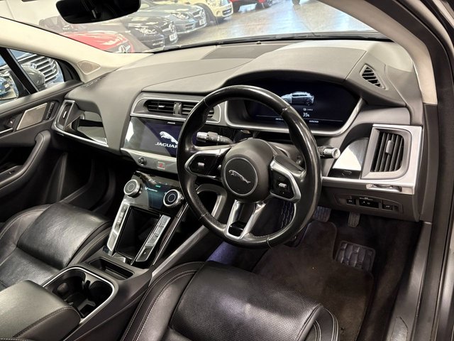 2018 JAGUAR I-PACE - Photo 2