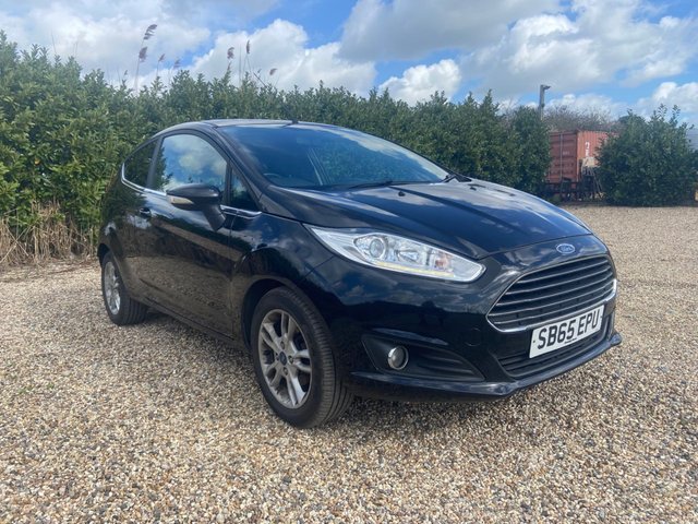 2015 FIESTA 1.5 TDCI ZETEC HATCHBACK 3DR DIESEL MANUAL EURO 6 75 PS 2015... photo