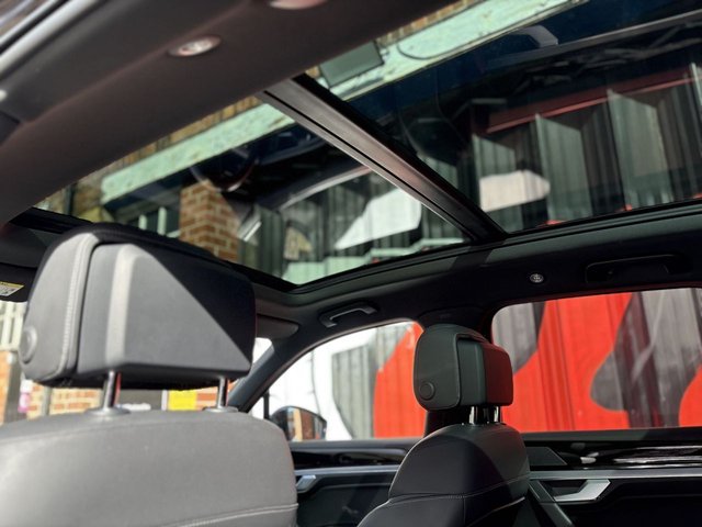 2019 VOLKSWAGEN TOUAREG - Photo 5