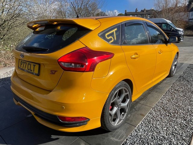 2018 FORD FOCUS - Photo 9