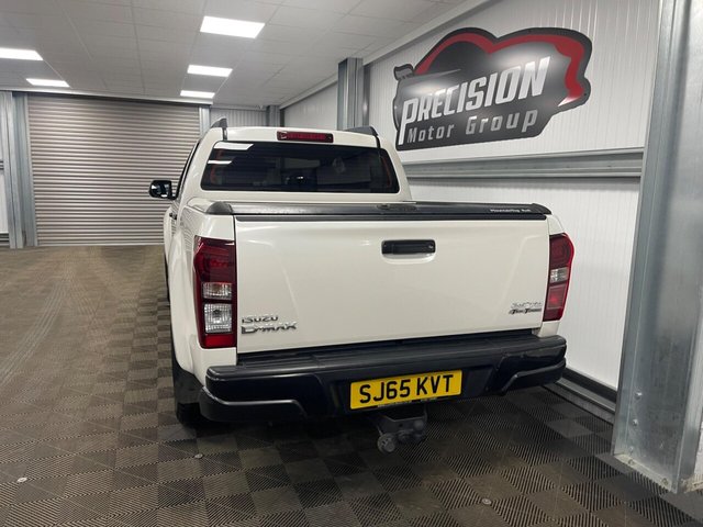 2015 ISUZU D-MAX (2015) - Photo 12