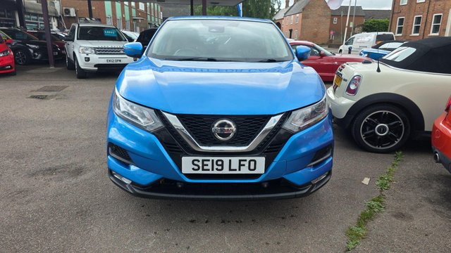 View our NISSAN QASHQAI