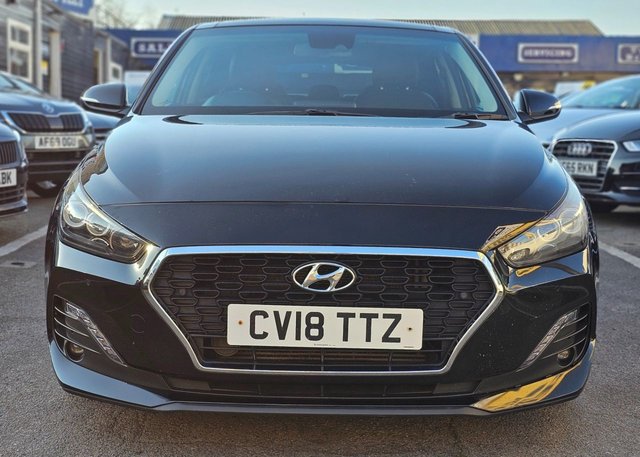2018 HYUNDAI I30 - Photo 3