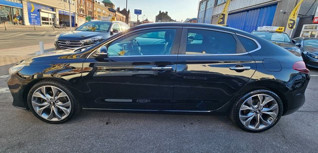 2018 HYUNDAI I30 - Photo 5