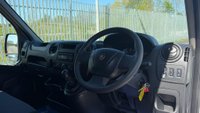 USED 2019 68 RENAULT MASTER 2.3 dCi 35 Business FWD LWB Medium Roof Euro 6 5dr NEW PLYLINING! 1 FORMER KEEPER
