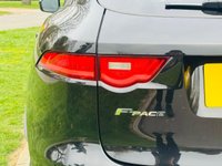 USED 2019 19 JAGUAR F-PACE 2.0 D180 R-Sport SUV 5dr Diesel Auto AWD Euro 6 (s/s) (180 ps) LOW MILES+RED LETHER+PAN ROOF+