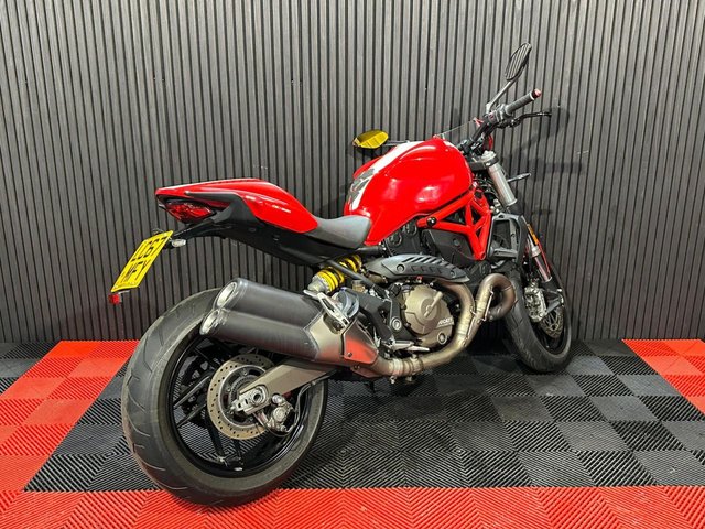 View our DUCATI Monster 821