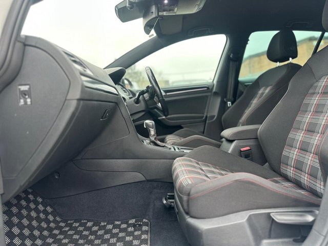 2016 VOLKSWAGEN GOLF - Photo 10