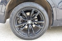 USED 2016 16 BMW X6 3.0 40d M Sport SUV 5dr Diesel Auto xDrive Euro 6 (s/s) (313 ps) 1 Former Keeper | Full BMW Service History | HUD Head Up Display | Electic Sliding Sunroof | 2 Keys | Reversing Camera | Park Assist | Full Black Leather Interior | Heated Seats | Carbon Black | Adaptive M Chasis | Driving Assistant | Privacy Glass | Satellite Navigation | MOT Valid (18/02/2027)