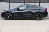 USED 2016 16 BMW X6 3.0 40d M Sport SUV 5dr Diesel Auto xDrive Euro 6 (s/s) (313 ps) 1 Former Keeper | Full BMW Service History | HUD Head Up Display | Electic Sliding Sunroof | 2 Keys | Reversing Camera | Park Assist | Full Black Leather Interior | Heated Seats | Carbon Black | Adaptive M Chasis | Driving Assistant | Privacy Glass | Satellite Navigation | MOT Valid (18/02/2027)
