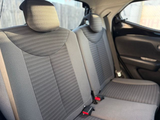 2018 TOYOTA AYGO - Photo 11