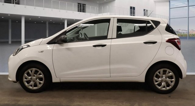 2018 HYUNDAI I10 - Photo 3