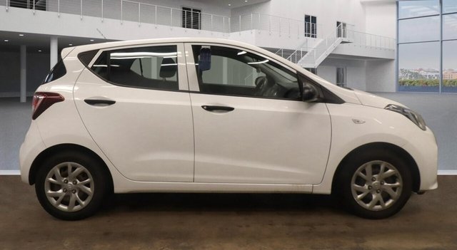 2018 HYUNDAI I10 - Photo 7
