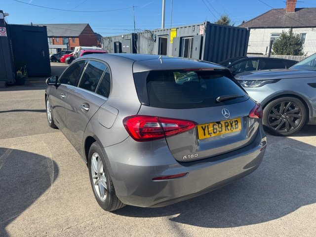 2020 Mercedes-Benz A-CLASS - Photo 4