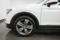USED 2016 66 VOLKSWAGEN TIGUAN 2.0 TDI BlueMotion Tech SEL 4Motion Euro 6 (s/s) 5dr 7 Stamp Service History