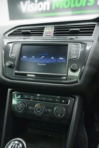 USED 2016 66 VOLKSWAGEN TIGUAN 2.0 TDI BlueMotion Tech SEL 4Motion Euro 6 (s/s) 5dr 7 Stamp Service History