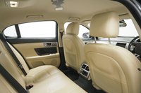 USED 2015 15 JAGUAR XF 2.2d Luxury Auto Euro 5 (s/s) 4dr Full Cream Leather