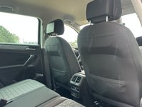 USED 2022 22 VOLKSWAGEN TIGUAN 1.5 TSI Life SUV 5dr Petrol Manual Euro 6 (s/s) (130 ps) FULL SERVICE HISTORY + FINISHED IN DEEP BLACK WITH BLACK CLOTH SEATS + APPLE CARPLAY + PARKING SENSORS + DAB RADIO + SAT NAV + BLUETOOTH + DUAL CLIMATE CONTROL + AIRCON + CRUISE CONTROL
