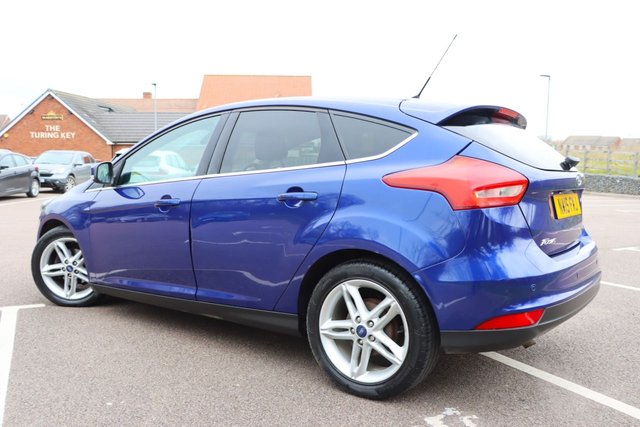 2015 FORD FOCUS - Photo 4