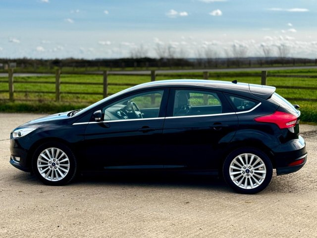 2016 FORD FOCUS - Photo 12