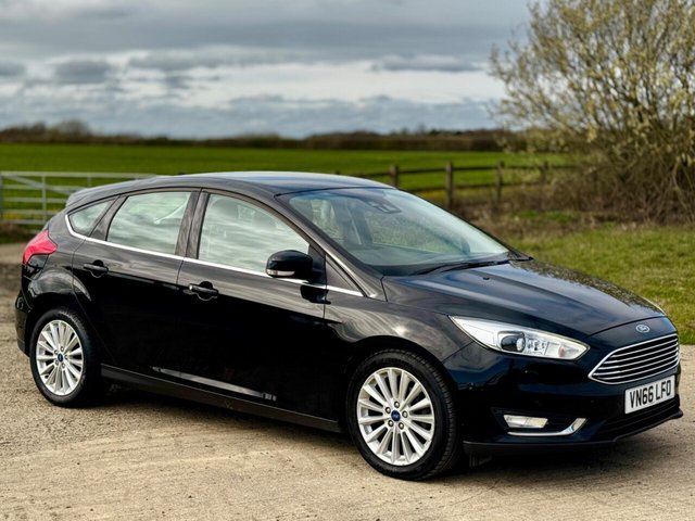 2016 FORD FOCUS - Photo 2