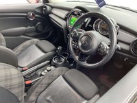 USED 2018 68 MINI HATCH 1.5 Cooper Hatchback 5dr Petrol Steptronic Euro 6 (s/s) (136 ps) Over &pound;7,000 of optional extra's