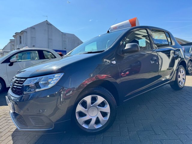 2019 19 DACIA SANDERO 1.0 SCe ESSENTIAL 5dr - Photo 2