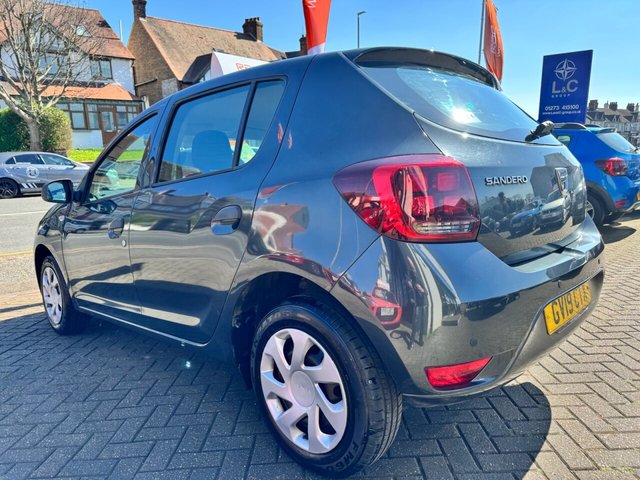 2019 19 DACIA SANDERO 1.0 SCe ESSENTIAL 5dr - Photo 6
