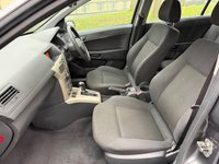 USED 2008 58 VAUXHALL ASTRA 1.8i 16v Life Estate 5dr Petrol Automatic (187 g/km, 138 bhp) 
