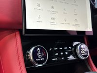 USED 2022 22 JAGUAR F-PACE 5.0 P550 V8 SVR SUV 5dr Petrol Quickshift AWD Euro 6 (s/s) (550 ps) 