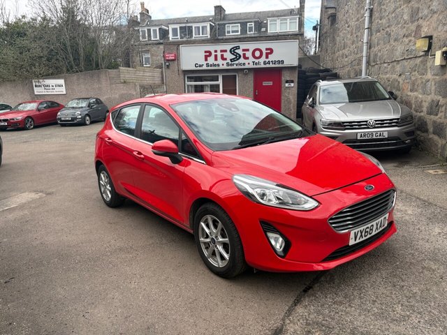 2018 FORD FIESTA - Photo 2