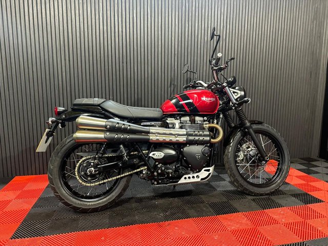 View our TRIUMPH Scrambler 900