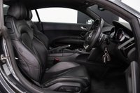USED 2013 62 AUDI R8 5.2 FSI V10 S Tronic 