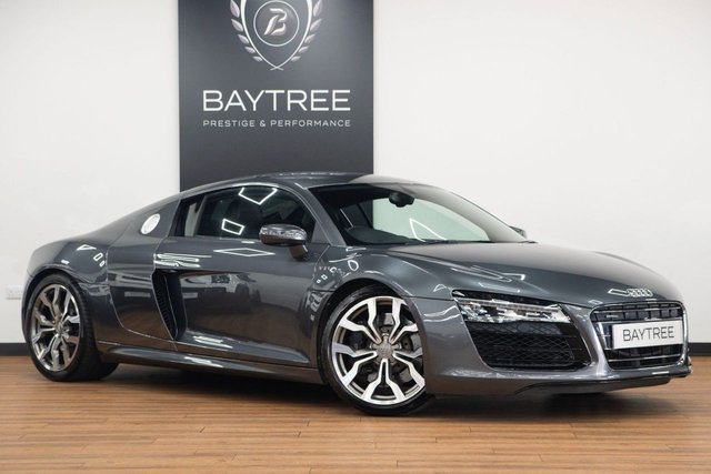 2013 62 Audi R8 5.2 FSI V10 S Tronic