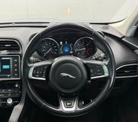 USED 2017 17 JAGUAR F-PACE 2.0 D180 R-Sport SUV 5dr Diesel Auto AWD Euro 6 (s/s) (180 ps) 
