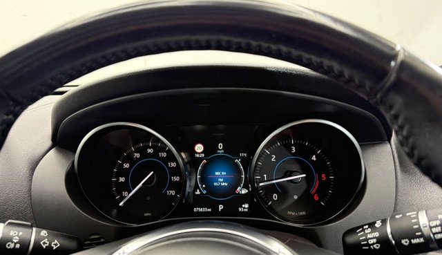 2017 JAGUAR F-PACE - Photo 11