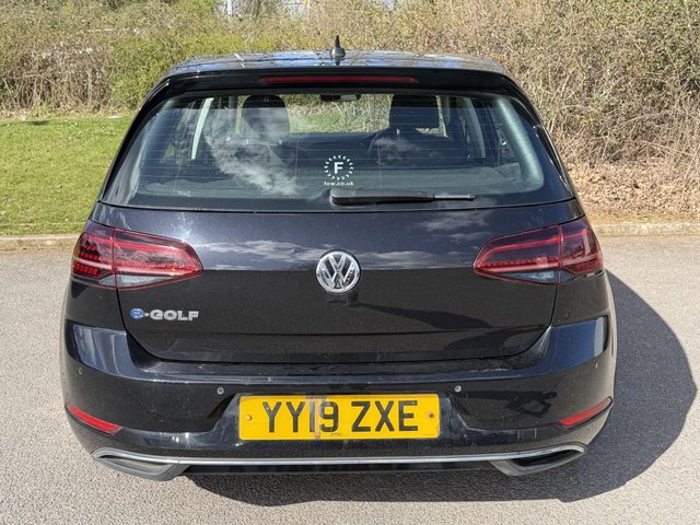 2019 VOLKSWAGEN E-GOLF - Photo 4